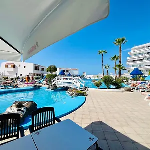 https://angels-house.tenerifehoteles.net